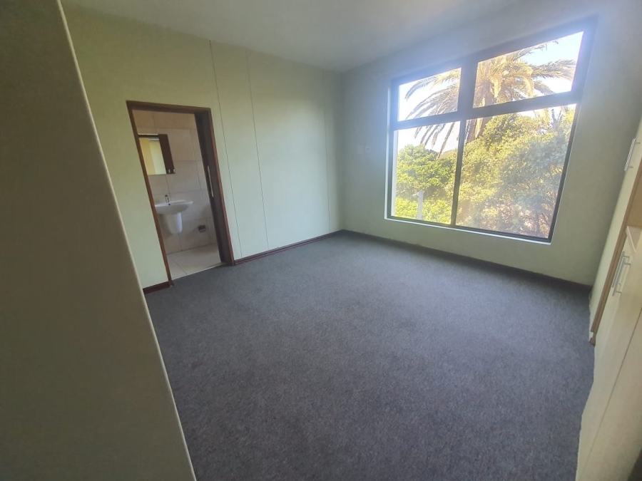 To Let 2 Bedroom Property for Rent in Nahoon Eastern Cape